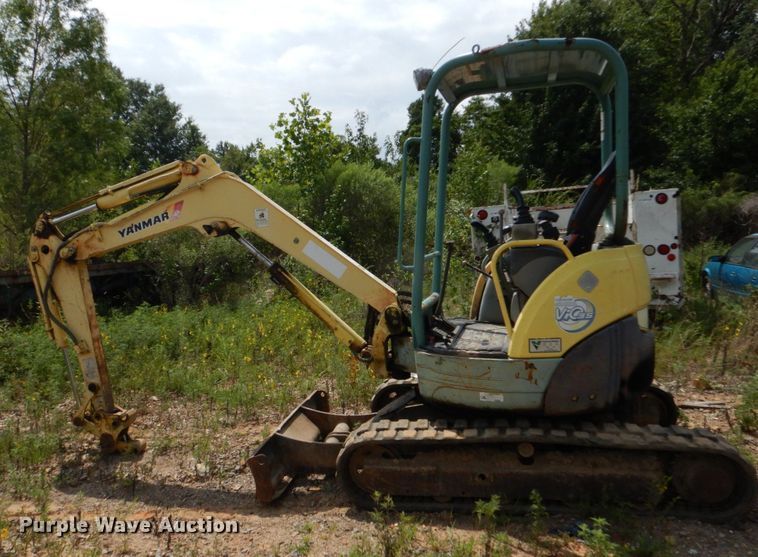 image for item DO1498 2006 Yanmar ViO35-3  mini excavator
