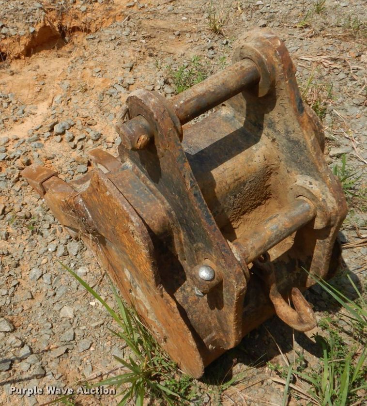 image for item DO1498 2006 Yanmar ViO35-3  mini excavator