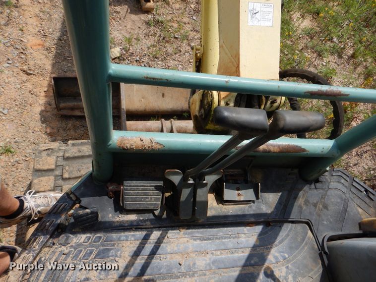 image for item DO1498 2006 Yanmar ViO35-3  mini excavator