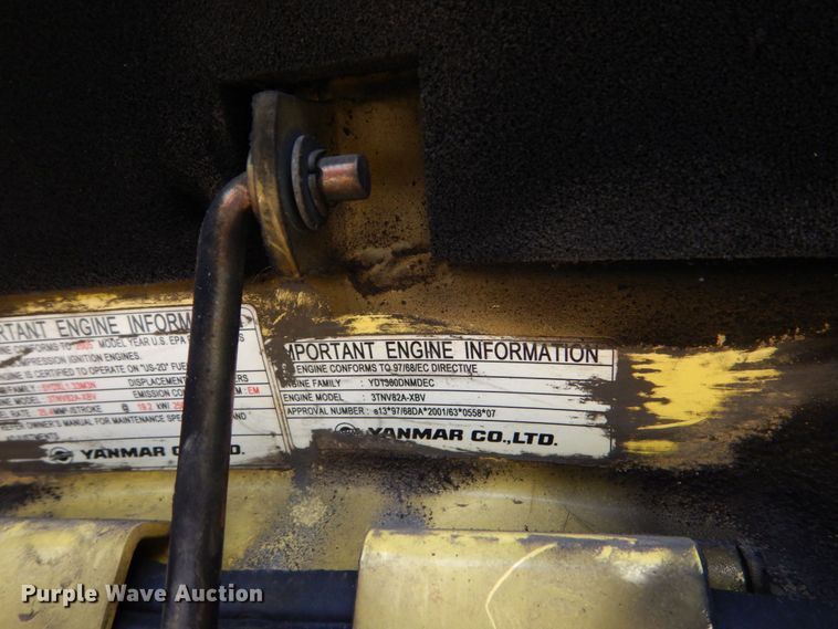 image for item DO1498 2006 Yanmar ViO35-3  mini excavator