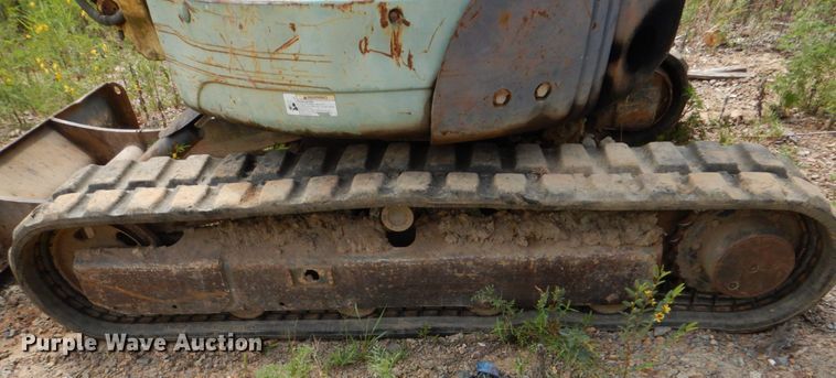 image for item DO1498 2006 Yanmar ViO35-3  mini excavator