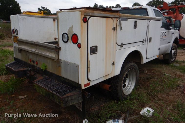 image for item DO1505 1999 Ford F450 Super Duty  utility / service truck