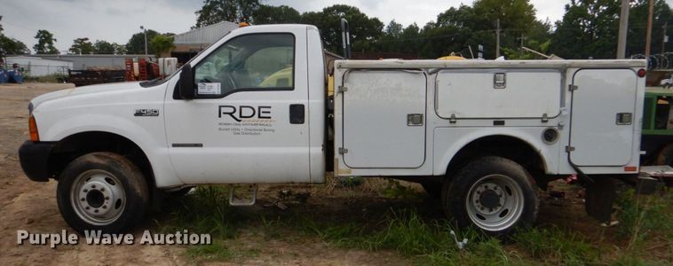 image for item DO1505 1999 Ford F450 Super Duty  utility / service truck