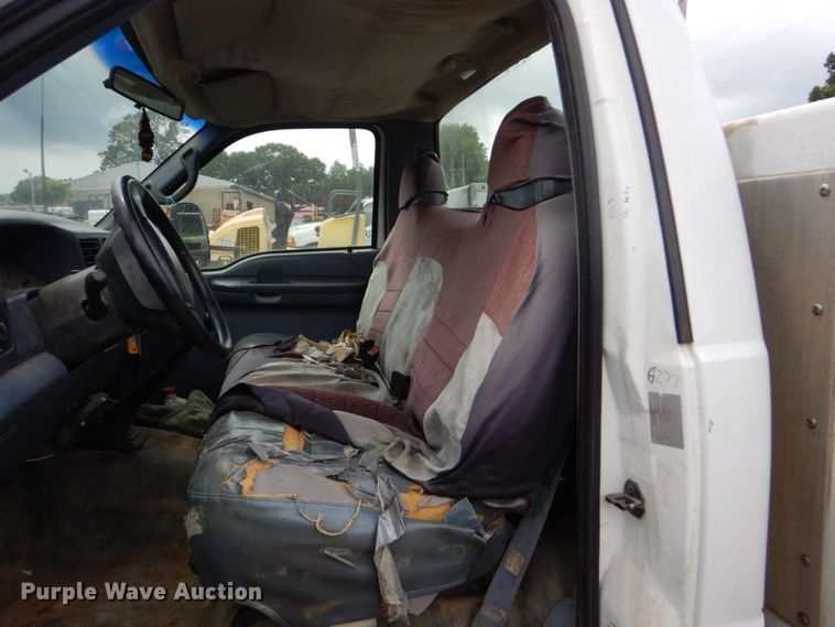 image for item DO1505 1999 Ford F450 Super Duty  utility / service truck