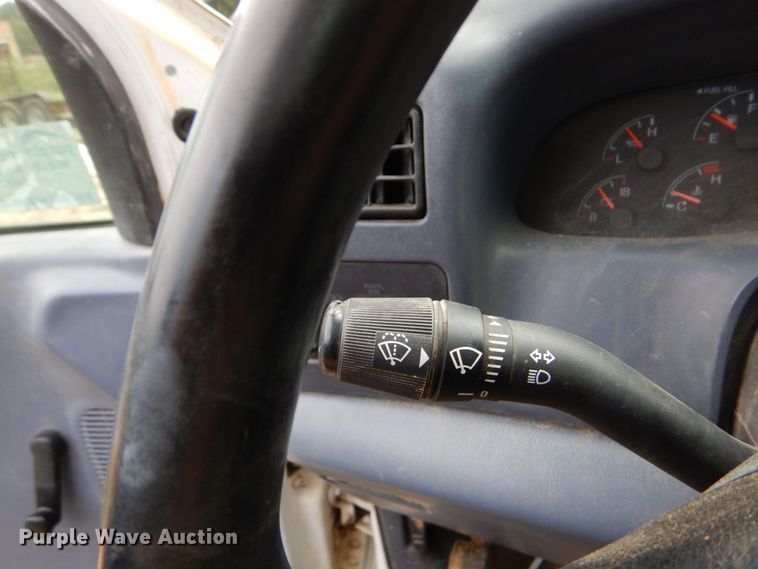 image for item DO1505 1999 Ford F450 Super Duty  utility / service truck