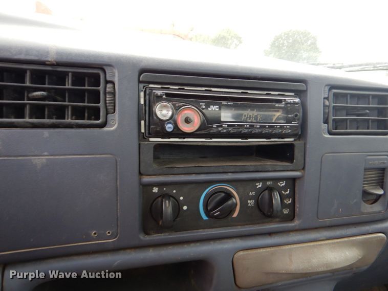 image for item DO1505 1999 Ford F450 Super Duty  utility / service truck