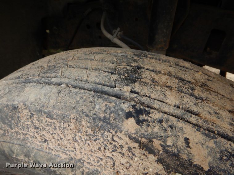 image for item DO1505 1999 Ford F450 Super Duty  utility / service truck