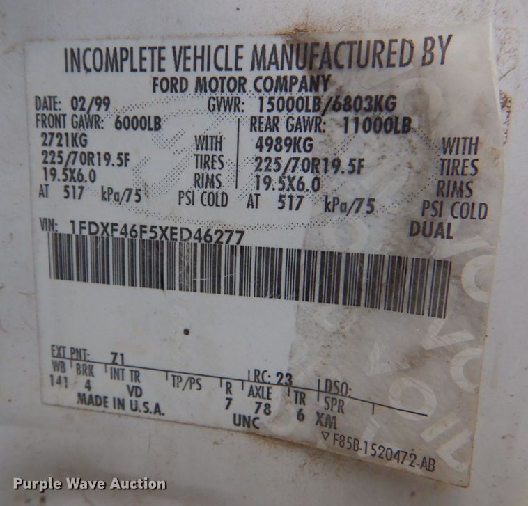 image for item DO1505 1999 Ford F450 Super Duty  utility / service truck