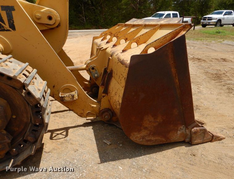 image for item DO1515 1999 Caterpillar 963B LGP  track loader