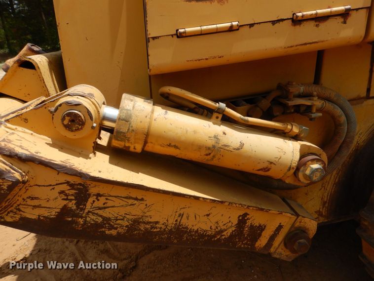 image for item DO1515 1999 Caterpillar 963B LGP  track loader