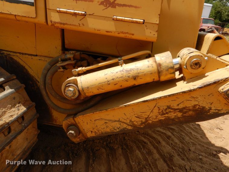 image for item DO1515 1999 Caterpillar 963B LGP  track loader