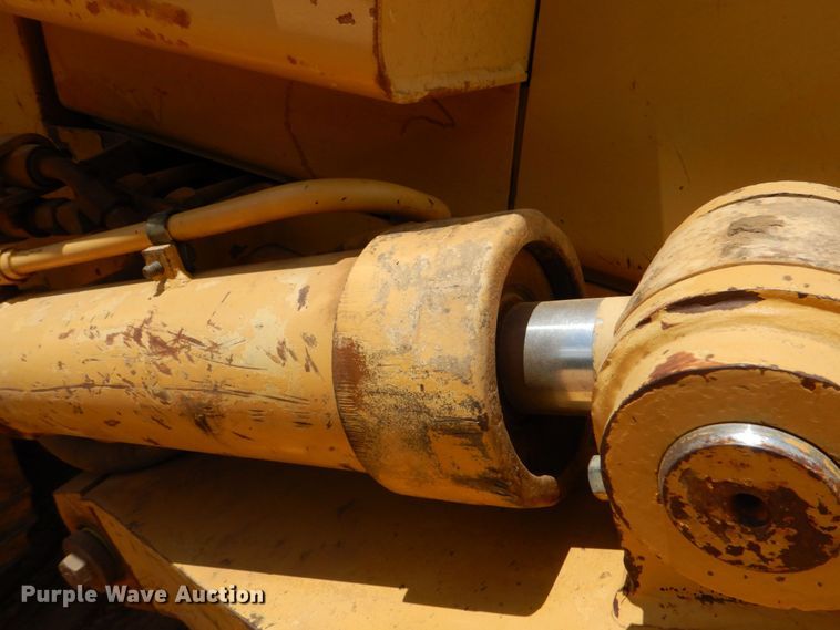 image for item DO1515 1999 Caterpillar 963B LGP  track loader