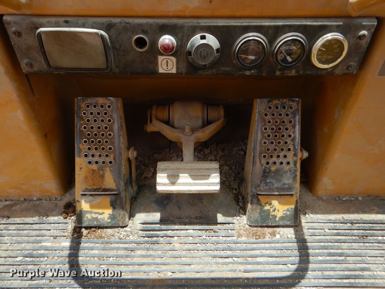 image for item DO1515 1999 Caterpillar 963B LGP  track loader