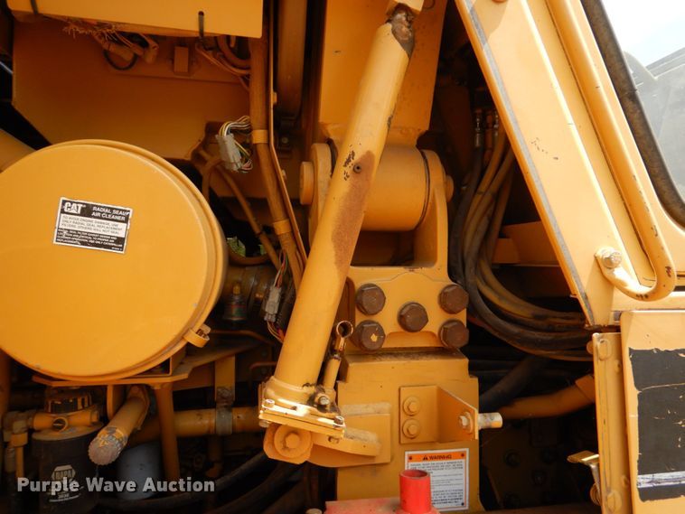 image for item DO1515 1999 Caterpillar 963B LGP  track loader