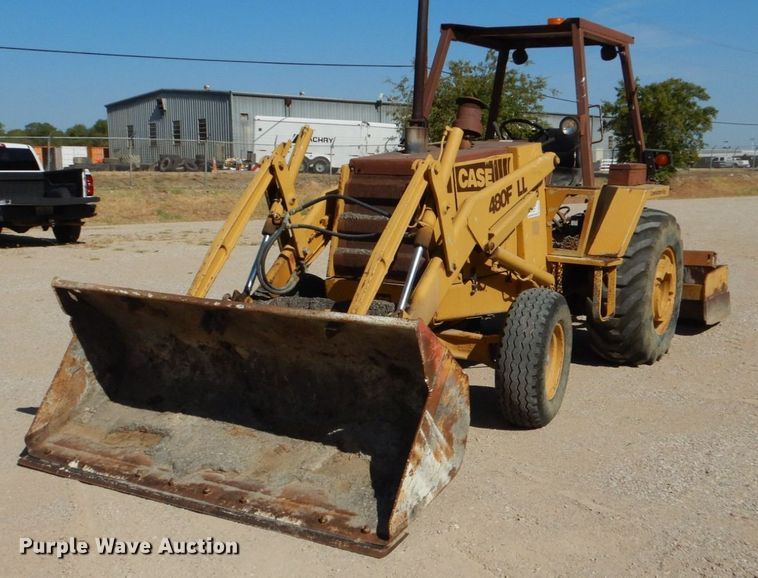 image for item DO1517 1991 Case 480F  landscape tractor