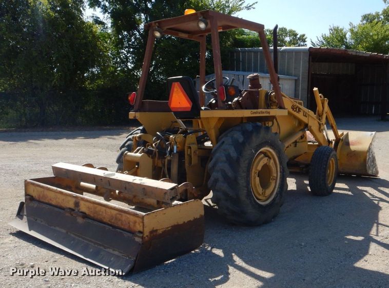 image for item DO1517 1991 Case 480F  landscape tractor