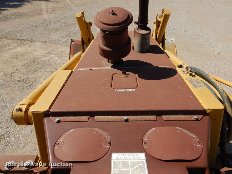 image for item DO1517 1991 Case 480F  landscape tractor