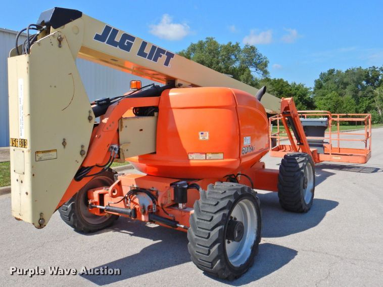 image for item DP4839 2010 JLG 600AJ  boom lift