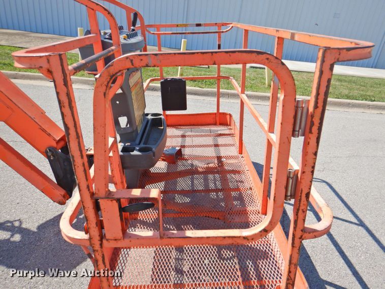 image for item DP4839 2010 JLG 600AJ  boom lift