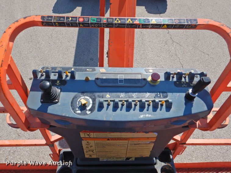 image for item DP4839 2010 JLG 600AJ  boom lift