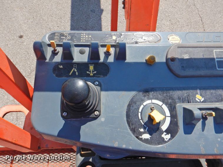 image for item DP4839 2010 JLG 600AJ  boom lift