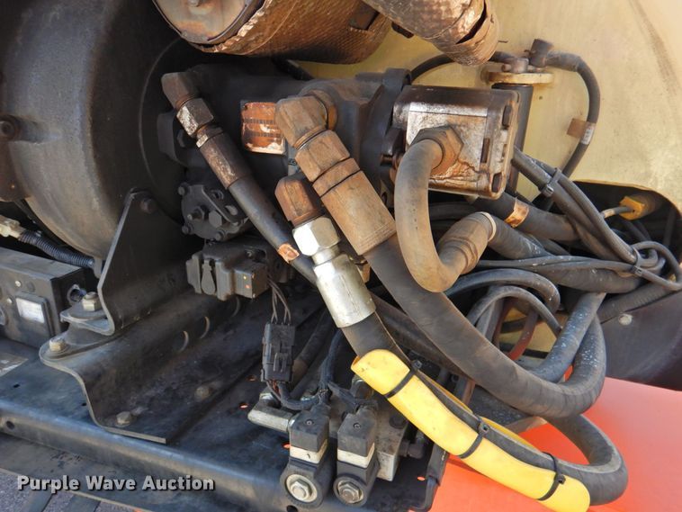 image for item DP4839 2010 JLG 600AJ  boom lift