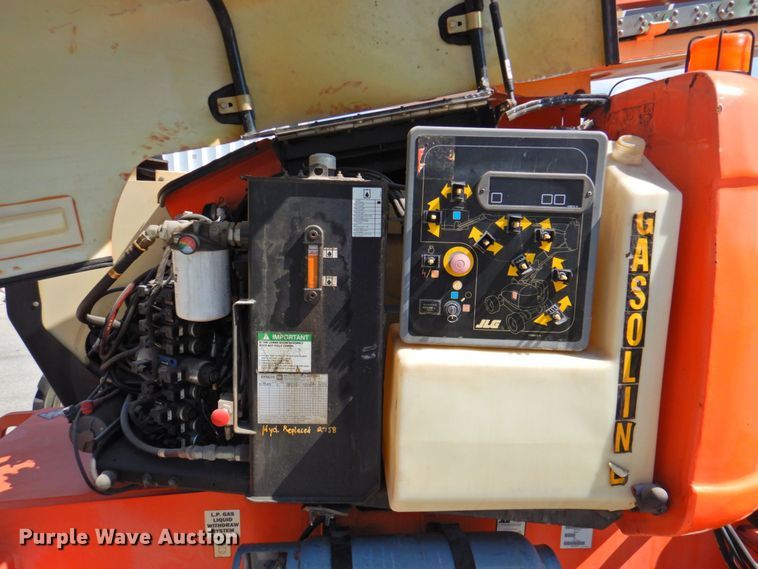 image for item DP4839 2010 JLG 600AJ  boom lift