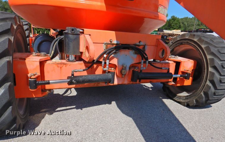 image for item DP4839 2010 JLG 600AJ  boom lift