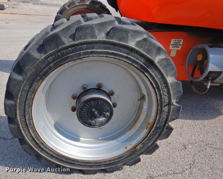 image for item DP4839 2010 JLG 600AJ  boom lift