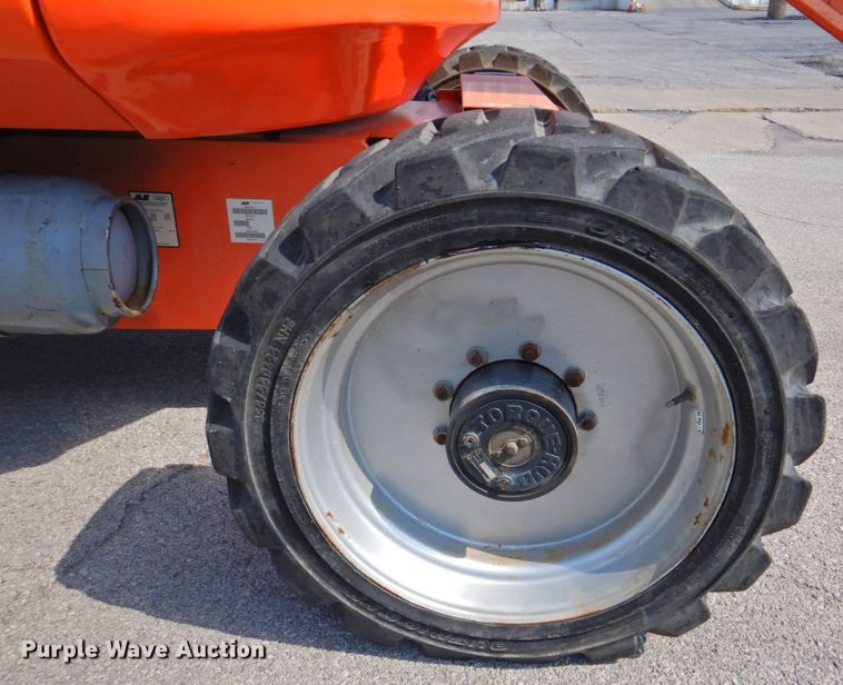 image for item DP4839 2010 JLG 600AJ  boom lift