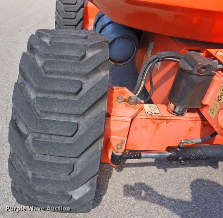 image for item DP4839 2010 JLG 600AJ  boom lift