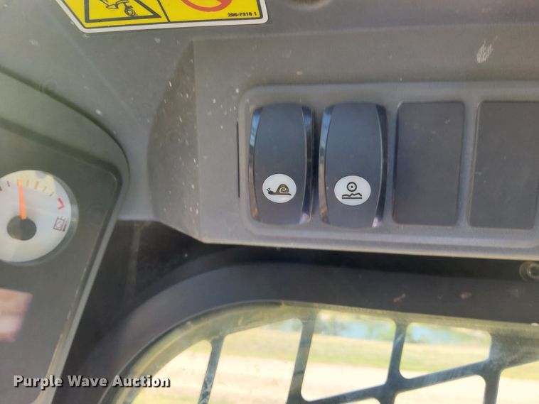 image for item DR0939 2013 Caterpillar 299DXHP  tracked skid steer loader