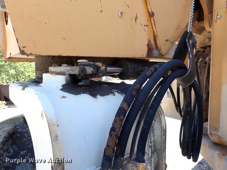 image for item DR0940 1995 CMI RS500B  reclaimer