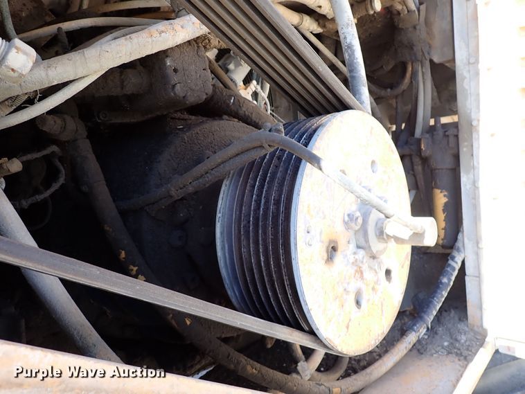 image for item DR0940 1995 CMI RS500B  reclaimer