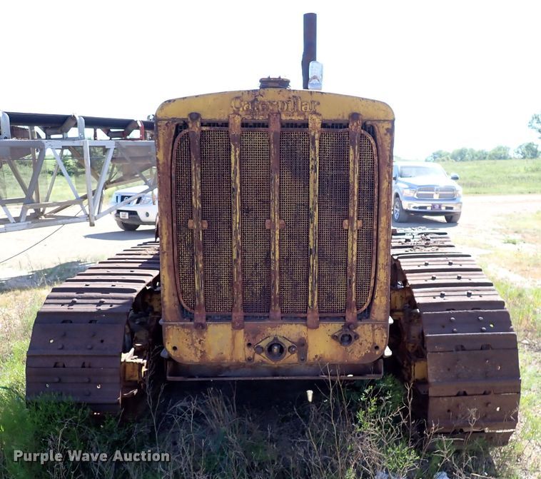 image for item DR0943 Caterpillar D7  crawler tractor