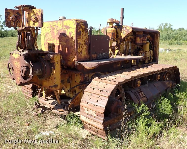 image for item DR0943 Caterpillar D7  crawler tractor