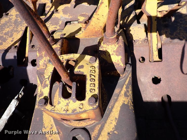 image for item DR0943 Caterpillar D7  crawler tractor