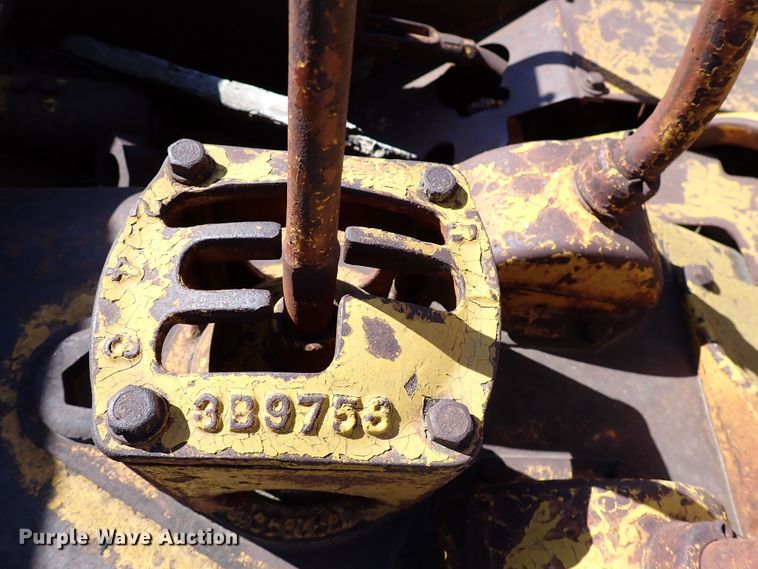 image for item DR0943 Caterpillar D7  crawler tractor