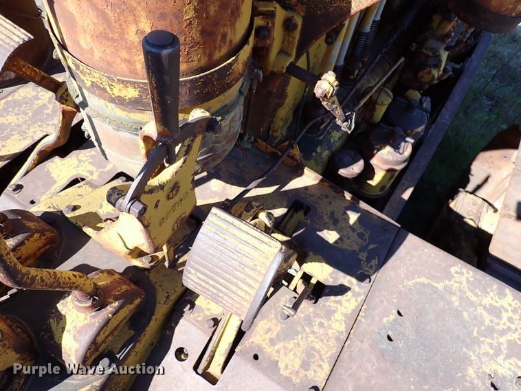 image for item DR0943 Caterpillar D7  crawler tractor