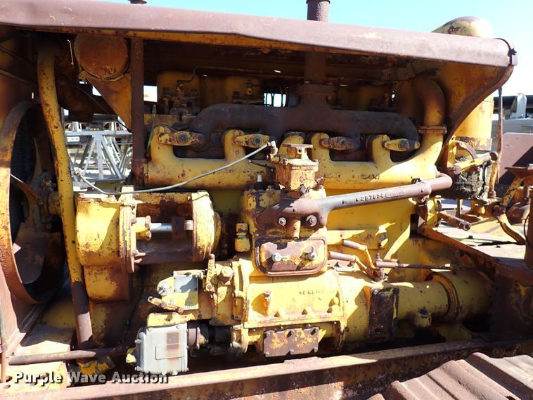 image for item DR0943 Caterpillar D7  crawler tractor