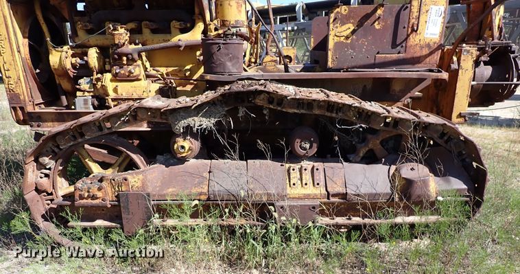 image for item DR0943 Caterpillar D7  crawler tractor