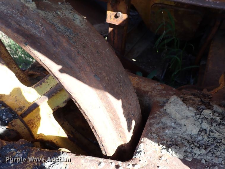 image for item DR0943 Caterpillar D7  crawler tractor