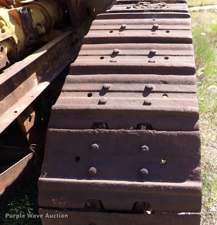 image for item DR0943 Caterpillar D7  crawler tractor