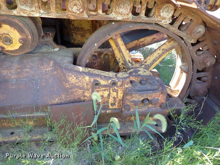 image for item DR0943 Caterpillar D7  crawler tractor