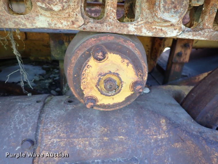 image for item DR0943 Caterpillar D7  crawler tractor