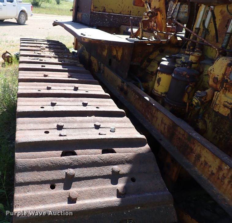 image for item DR0943 Caterpillar D7  crawler tractor