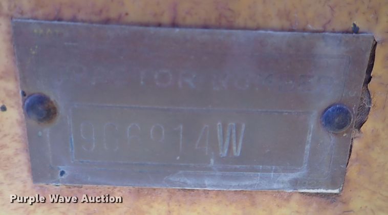 image for item DR0943 Caterpillar D7  crawler tractor