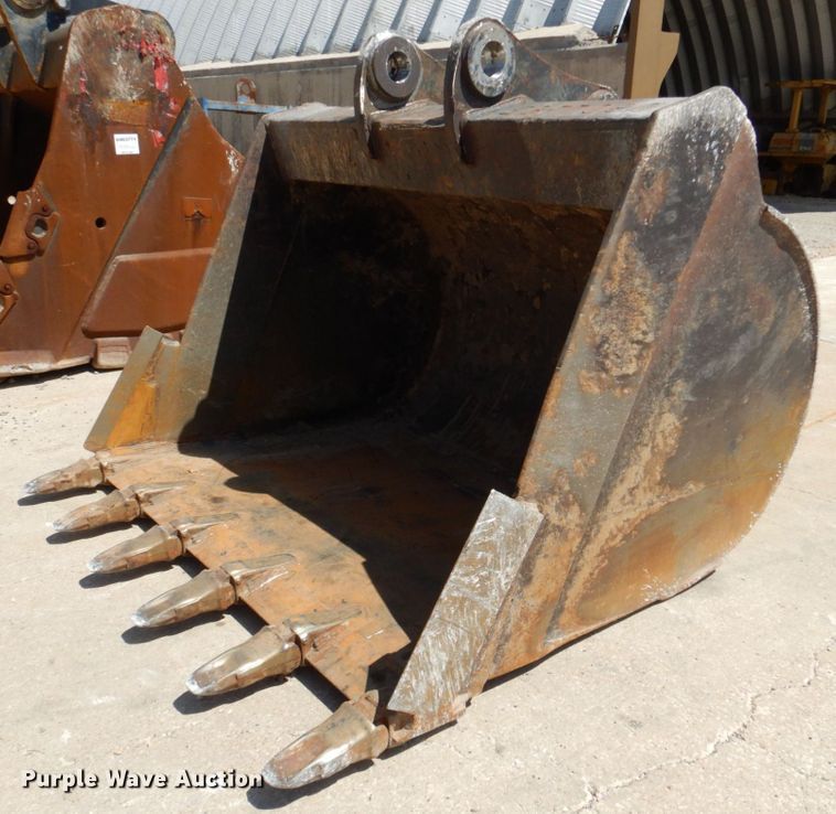 image for item DR1964 Excavator bucket