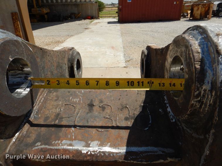 image for item DR1964 Excavator bucket