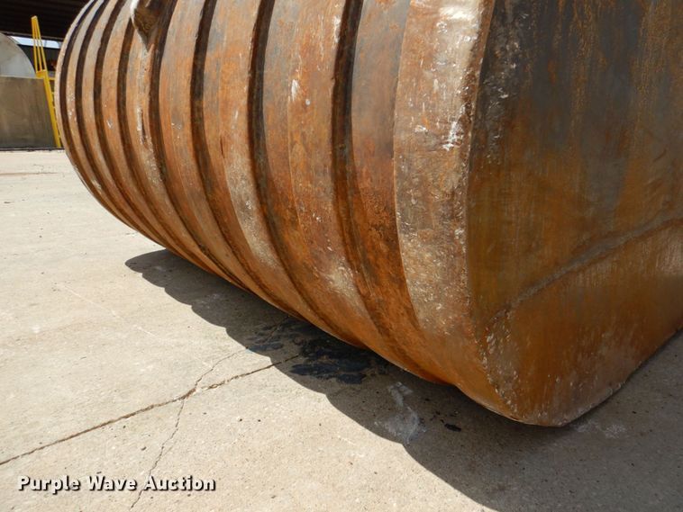 image for item DR1964 Excavator bucket